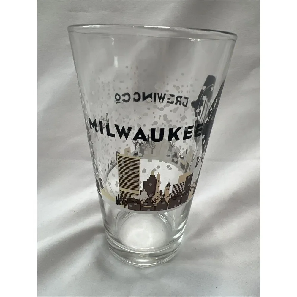 Milwaukee MKE Brewing Co City of Milwaukee‎ Pint Beer Glass